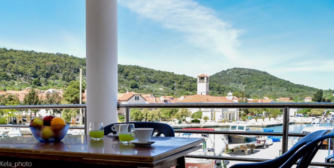 Galeb Apartment Veli Iz Ngoại thất bức ảnh